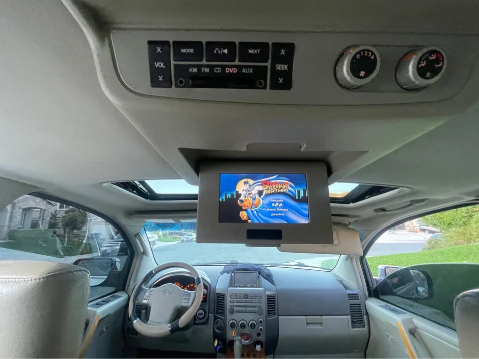 2004 Infiniti QX80 - Image 14 of 15