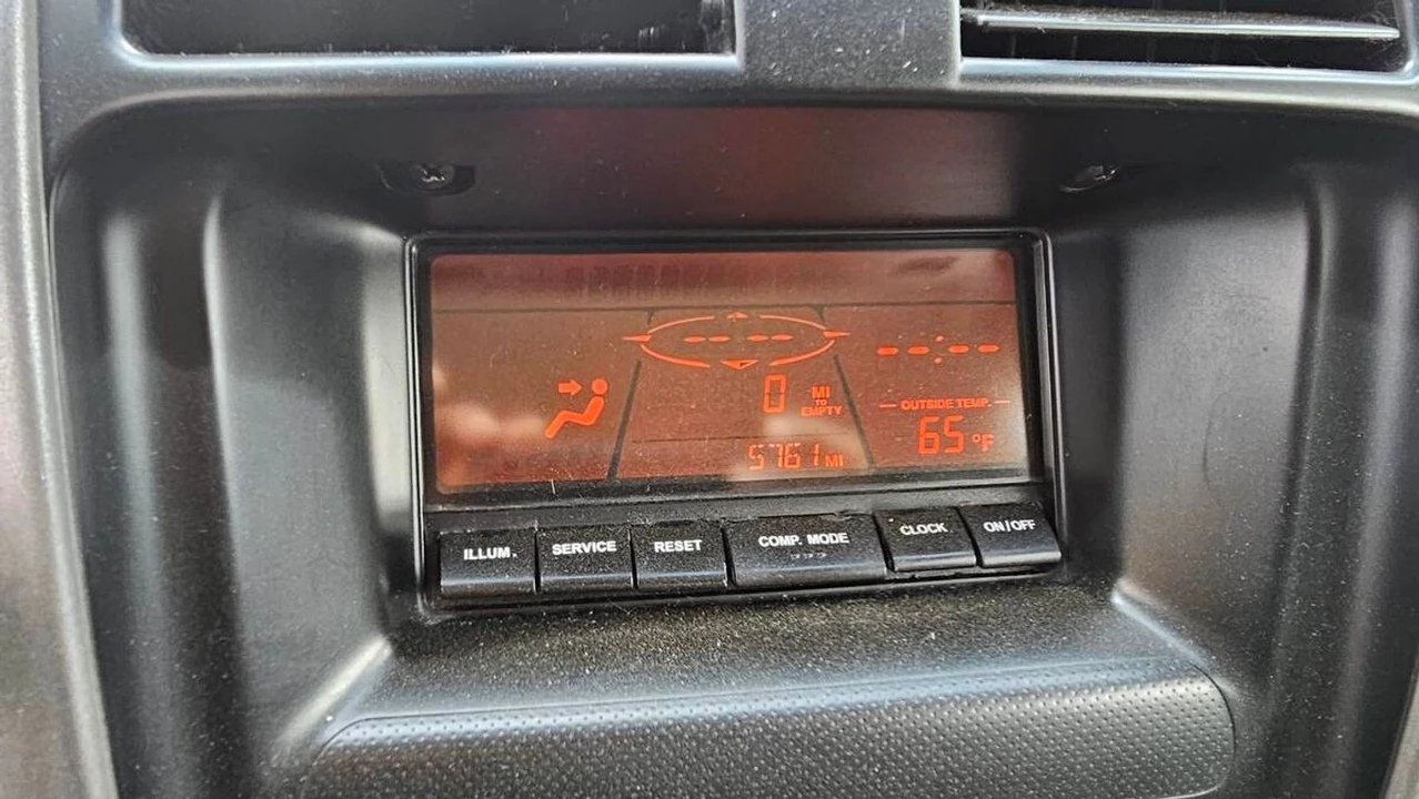 2004 Isuzu - Image 19 of 21