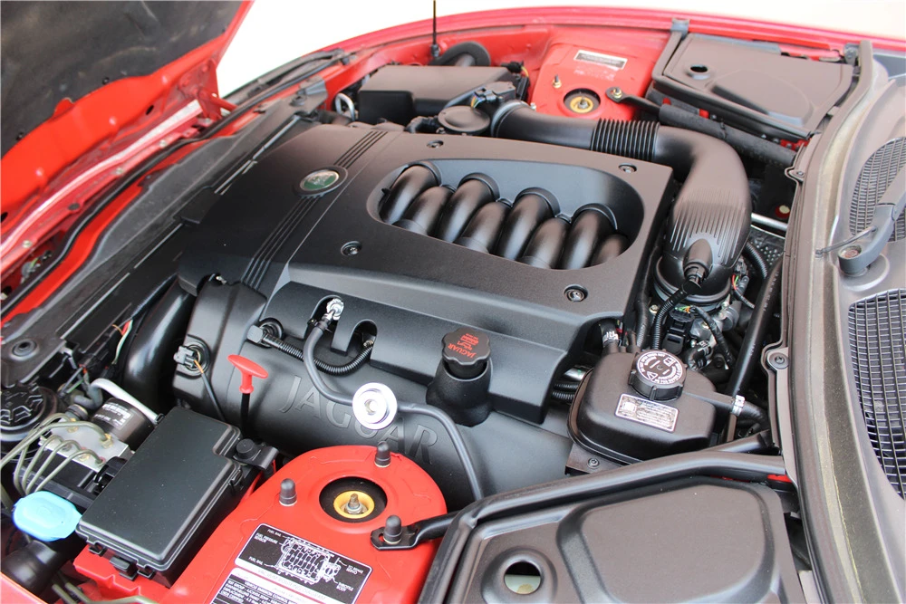 2004 Jaguar X100 XK8 - Image 2 of 5