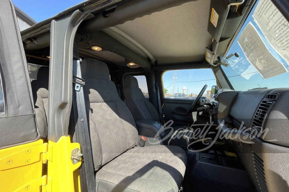 2004 Jeep TJ Wrangler - Image 27 of 30