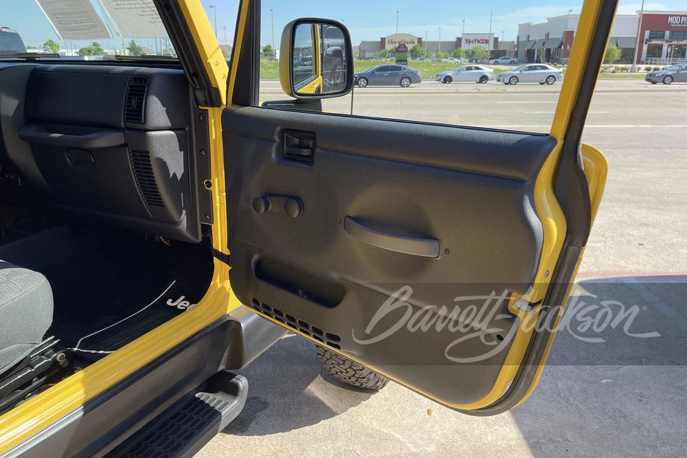 2004 Jeep TJ Wrangler - Image 19 of 30