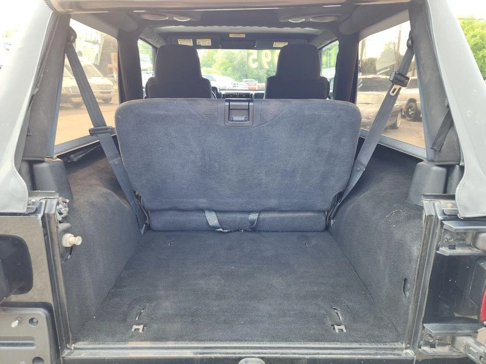 2004 Jeep TJ Wrangler - Image 15 of 21