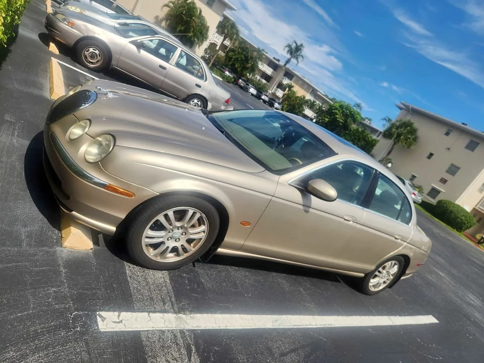 2004 Jaguar S-Type 2nd Gen - Image 1 of 4