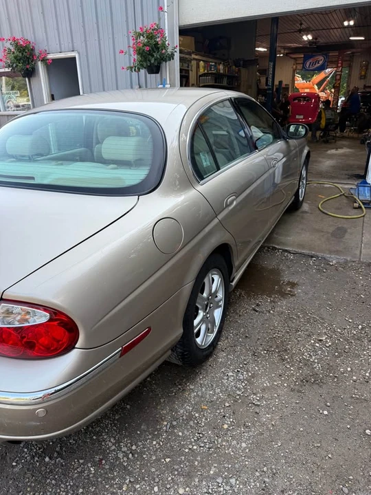 2004 Jaguar S-Type 2nd Gen - Image 2 of 11