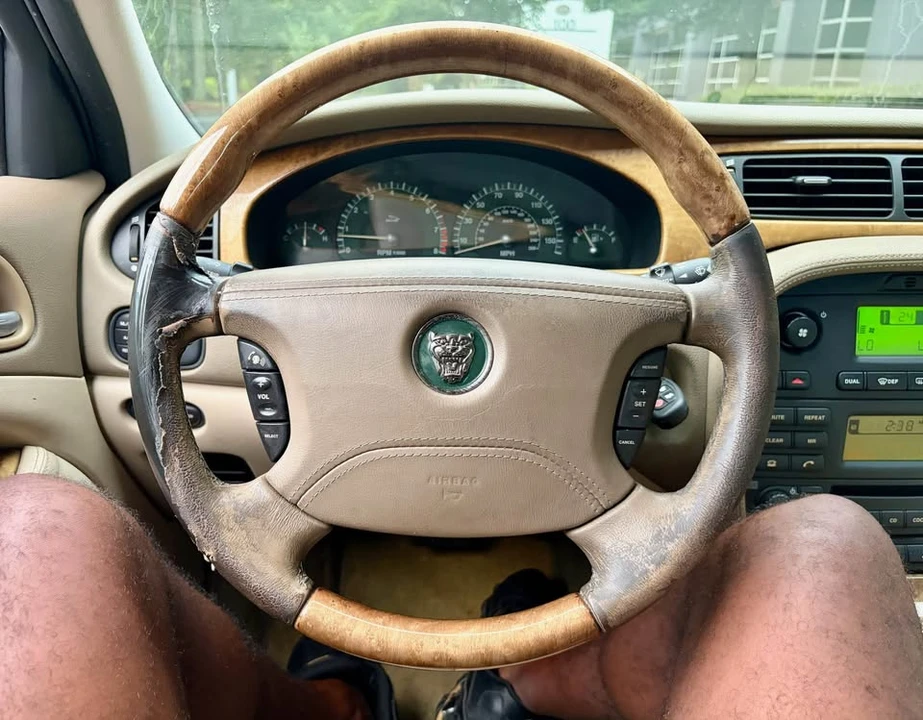 2004 Jaguar S-Type 2nd Gen - Image 15 of 18