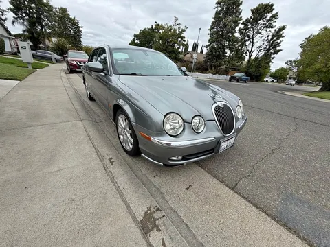 2004 Jaguar S-TYPE V8 Sedan 4D