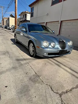 2004 Jaguar S-TYPE V8 Sedan 4D