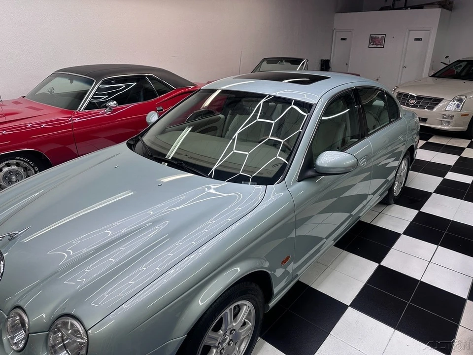 2004 Jaguar S-Type 2nd Gen - Image 9 of 21