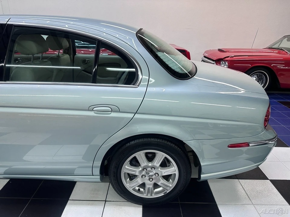 2004 Jaguar S-Type 2nd Gen - Image 17 of 21