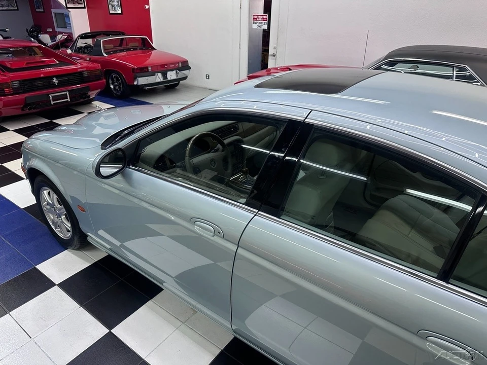 2004 Jaguar S-Type 2nd Gen - Image 15 of 21