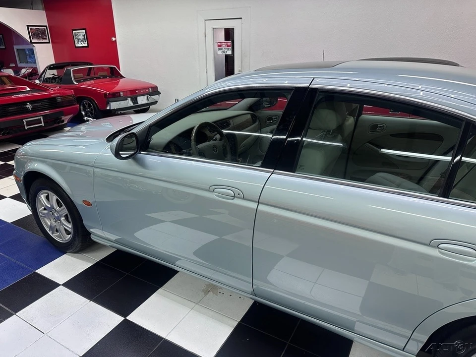 2004 Jaguar S-Type 2nd Gen - Image 14 of 21