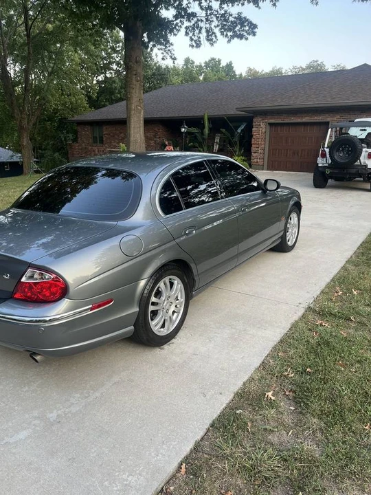 2004 Jaguar S-Type 2nd Gen - Image 4 of 8