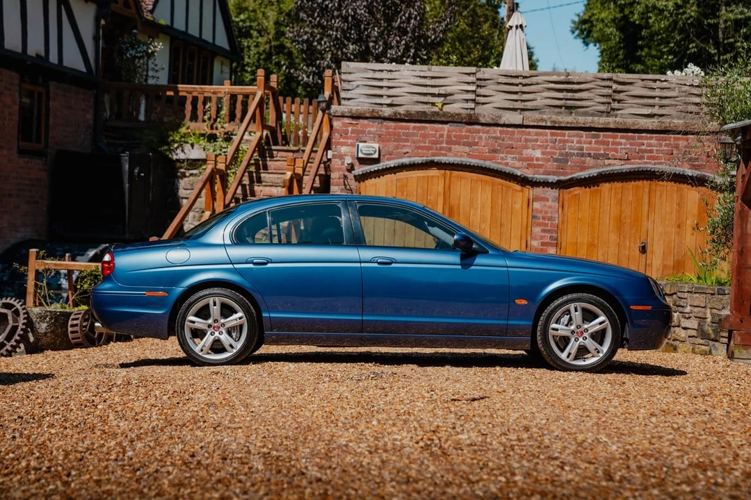 2004 Jaguar S-Type 2nd Gen - Image 8 of 30