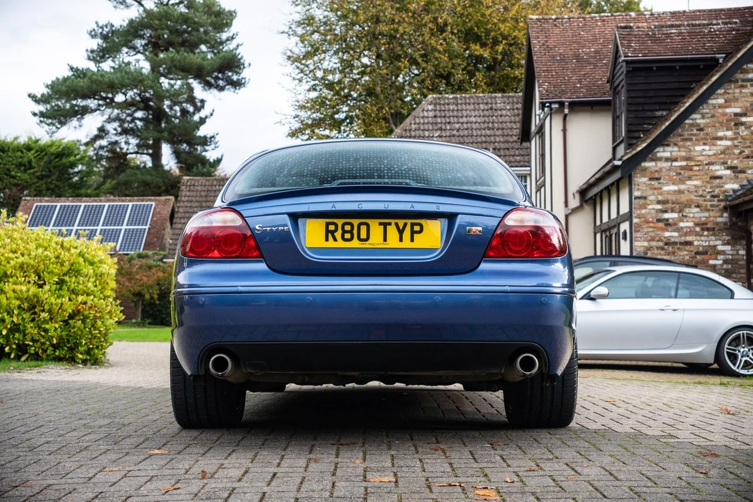 2004 Jaguar S-Type 2nd Gen - Image 16 of 30