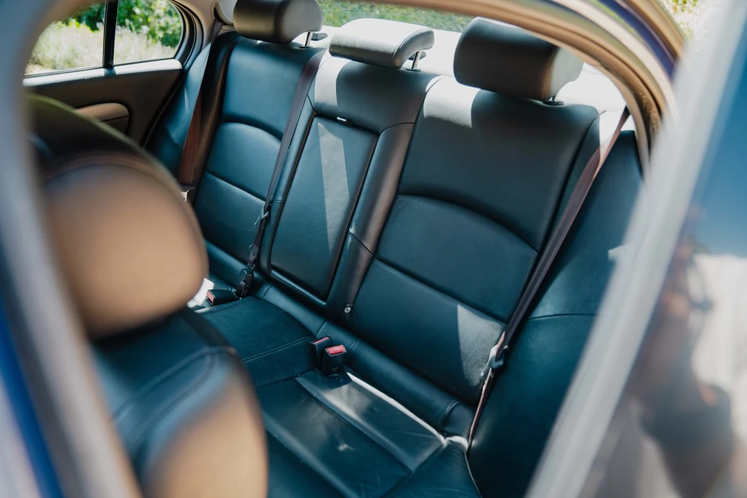 2004 Jaguar S-Type 2nd Gen - Image 23 of 30