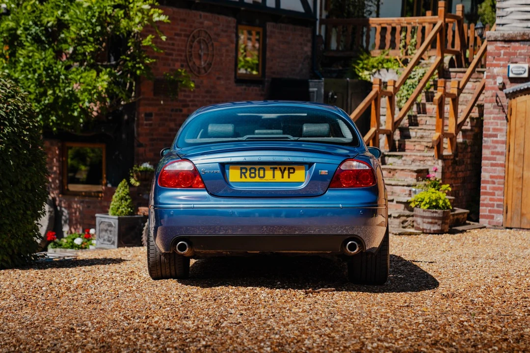 2004 Jaguar S-Type 2nd Gen - Image 5 of 30