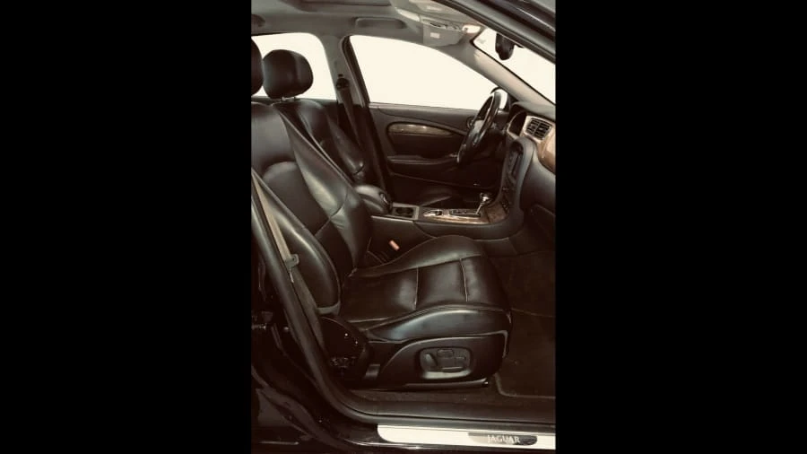 2004 Jaguar S-Type 2nd Gen - Image 7 of 12