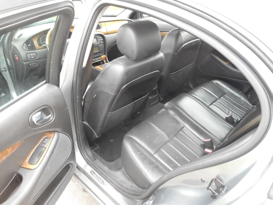 2004 Jaguar S-Type 2nd Gen - Image 6 of 9