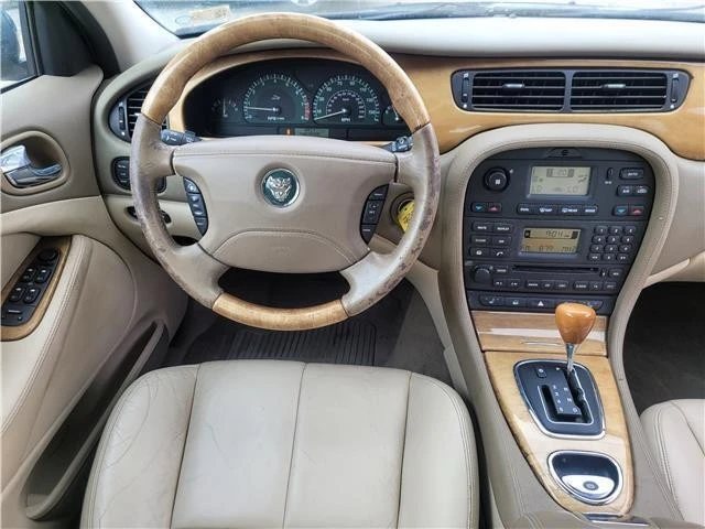 2004 Jaguar S-Type 2nd Gen - Image 19 of 21