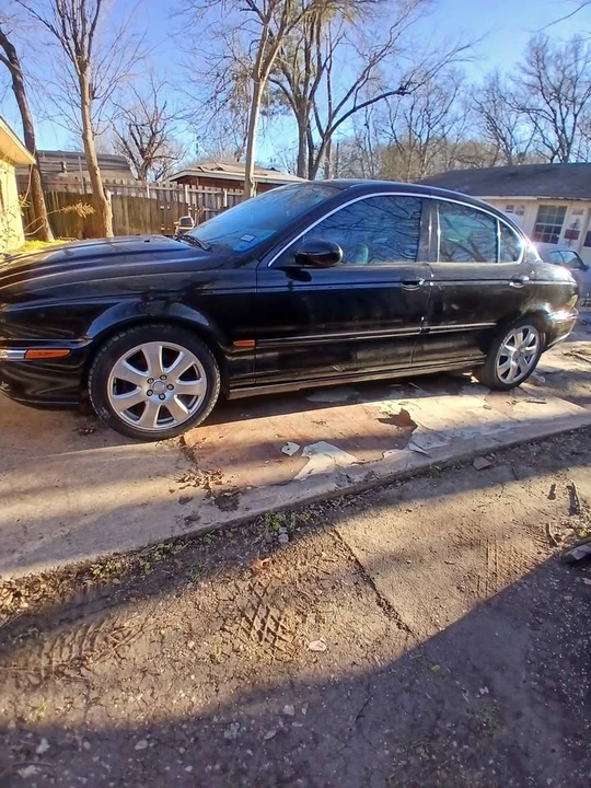 2004 Jaguar X-Type - Image 2 of 9