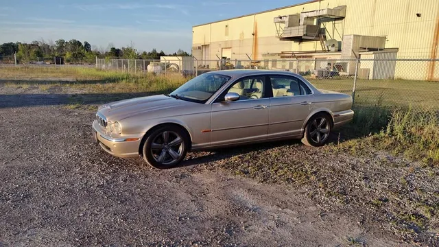 2004 Jaguar Vanden Plas