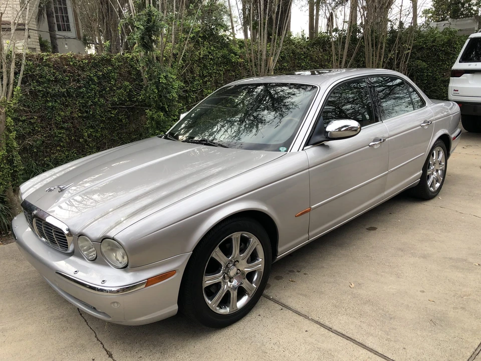 2004 Jaguar X350/X356/X358 XJ - Image 2 of 31