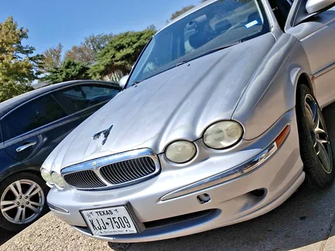 2004 Jaguar X-TYPE 2.5L Sport Sedan 4D