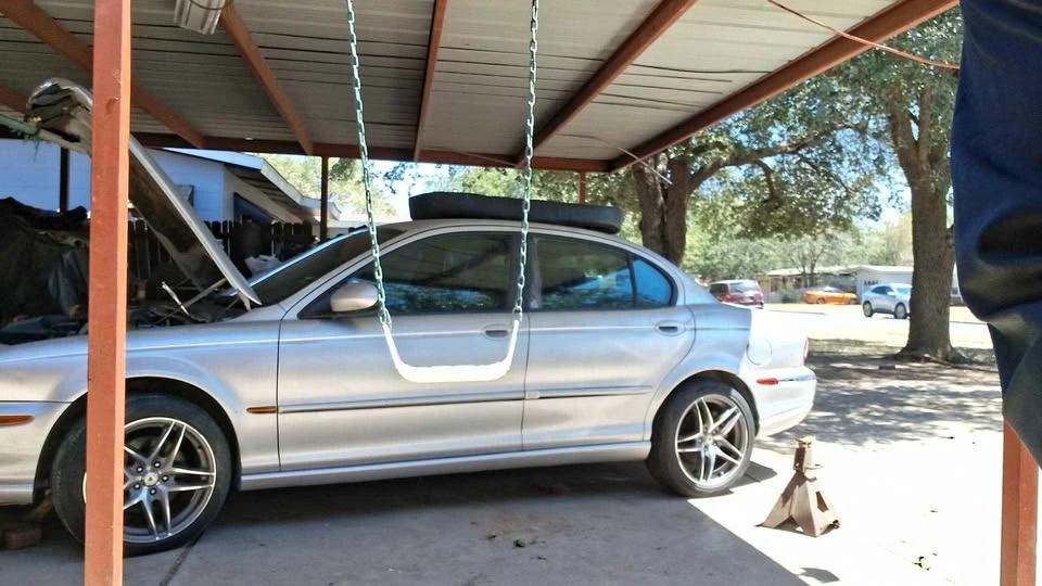2004 Jaguar X-Type - Image 2 of 8