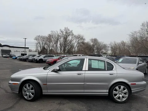 2004 Jaguar X-TYPE 3.0L Sedan 4D