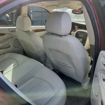 2004 Jaguar X-TYPE 3.0L Sedan 4D