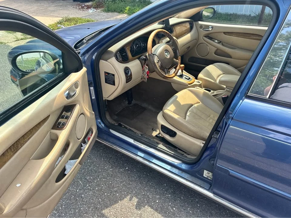 2004 Jaguar X-Type - Image 6 of 10