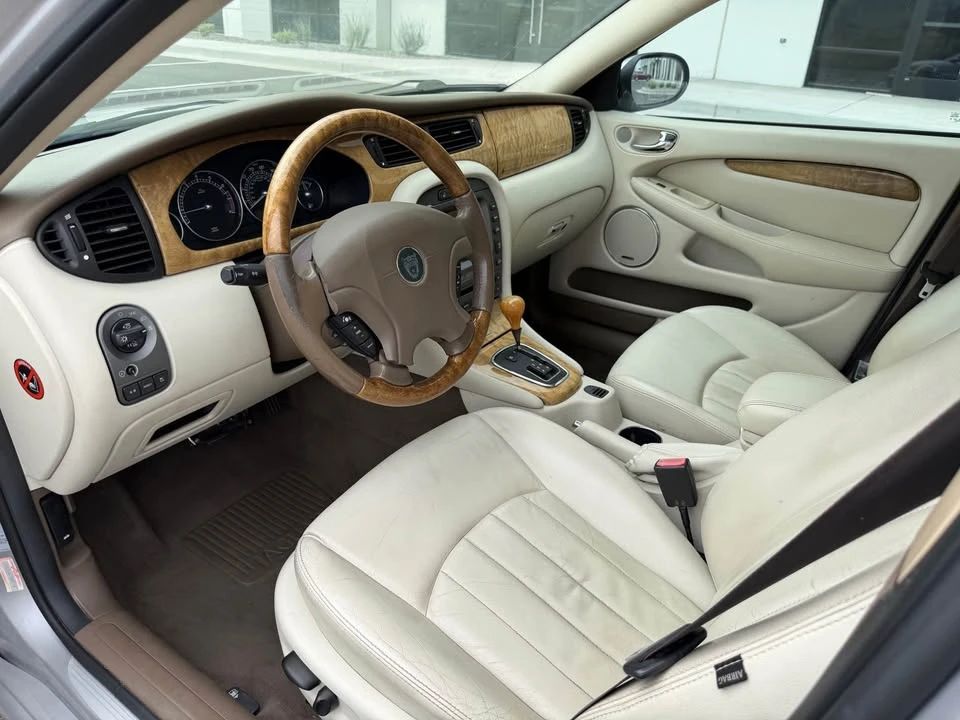2004 Jaguar X-Type - Image 9 of 15