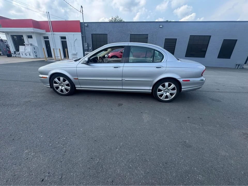 2004 Jaguar X-Type - Image 2 of 6