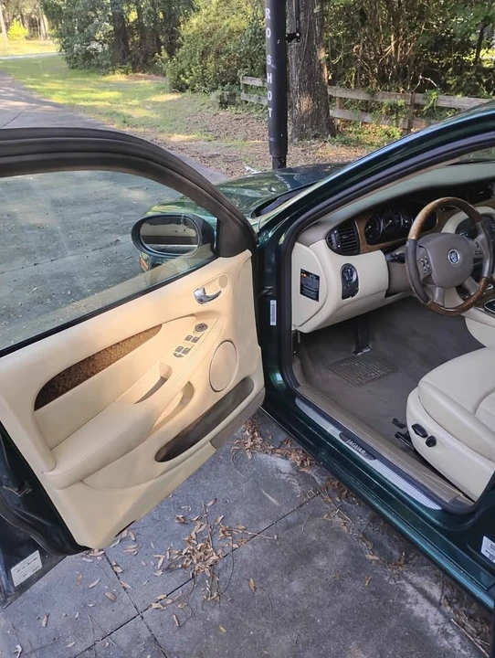 2004 Jaguar X-Type - Image 10 of 20