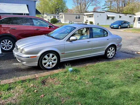 2004 Jaguar X-TYPE 3.0L Sedan 4D