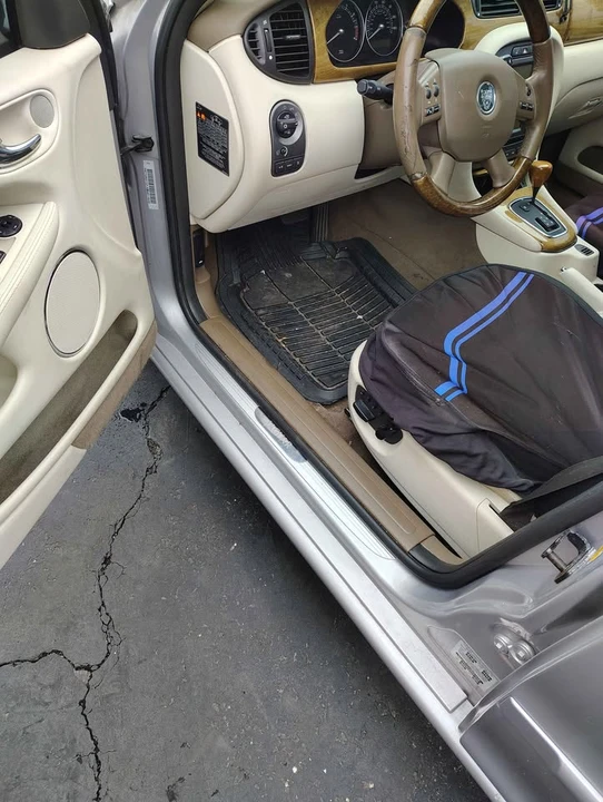 2004 Jaguar X-Type - Image 5 of 8