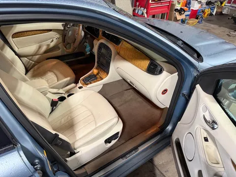 2004 Jaguar X-Type - Image 2 of 9