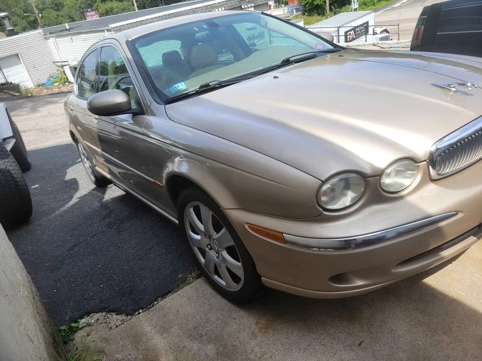 2004 Jaguar X-Type - Image 2 of 4