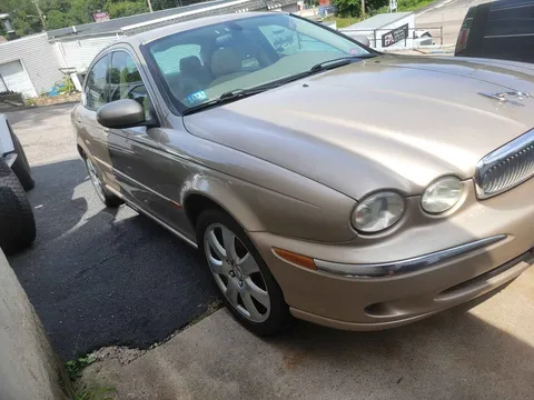 2004 Jaguar X-Type - Image 2 of 4