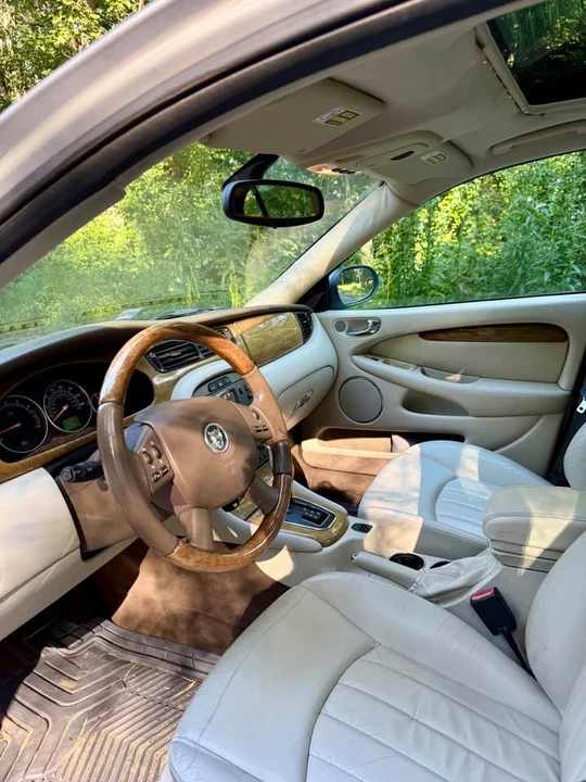 2004 Jaguar X-Type - Image 6 of 11