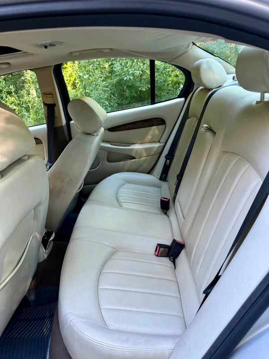 2004 Jaguar X-Type - Image 9 of 11