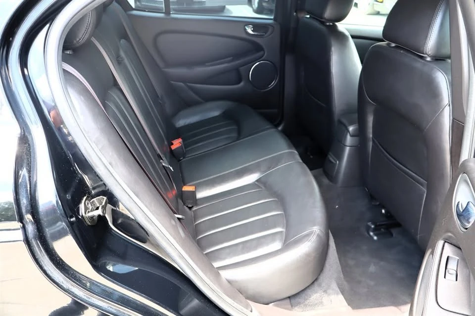 2004 Jaguar X-Type - Image 18 of 18