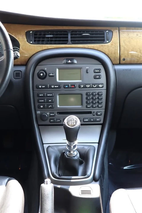 2004 Jaguar X-Type - Image 13 of 18