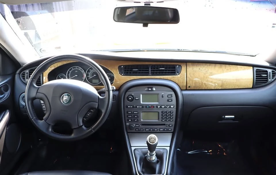 2004 Jaguar X-Type - Image 12 of 18