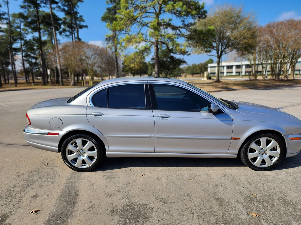 2004 Jaguar X-Type - Image 8 of 31