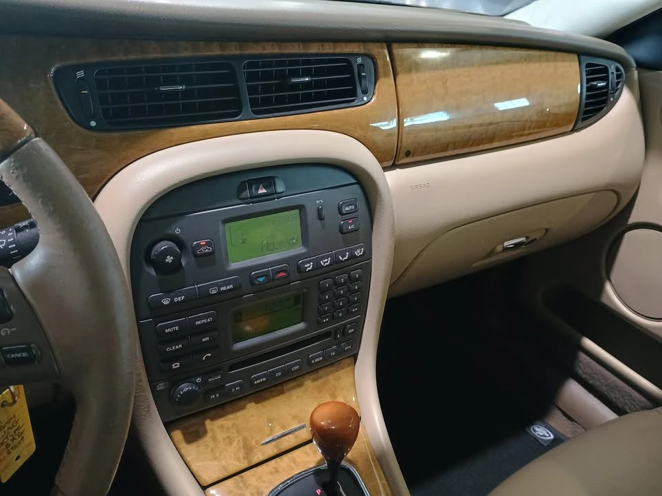 2004 Jaguar X-Type - Image 13 of 20