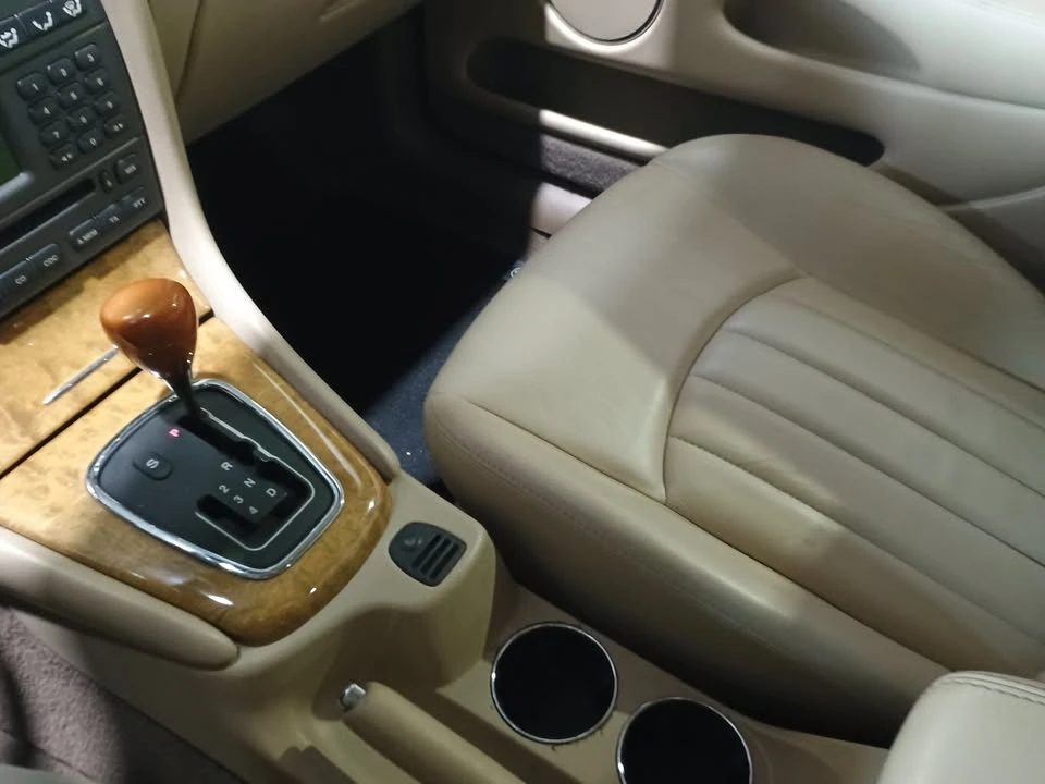 2004 Jaguar X-Type - Image 14 of 20
