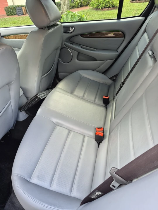 2004 Jaguar X-Type - Image 6 of 8