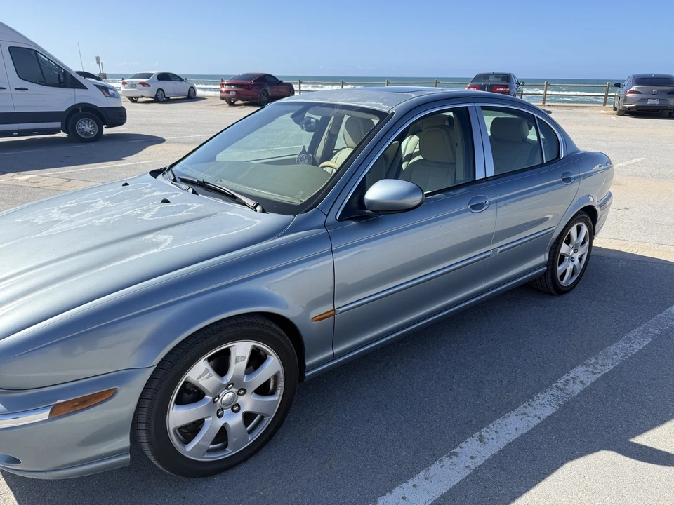 2004 Jaguar X-Type - Image 2 of 8