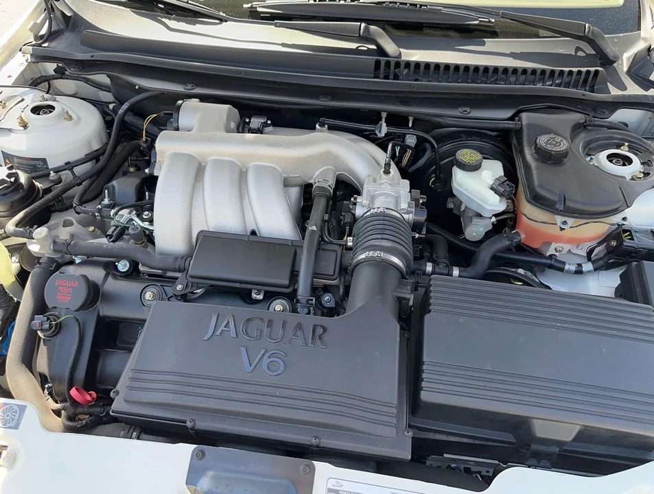 2004 Jaguar X-Type - Image 14 of 18